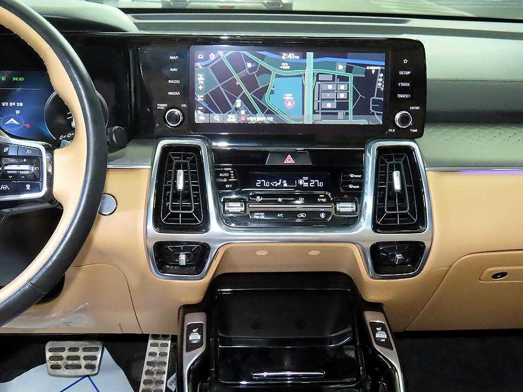 KIA Sorento - Vista 11