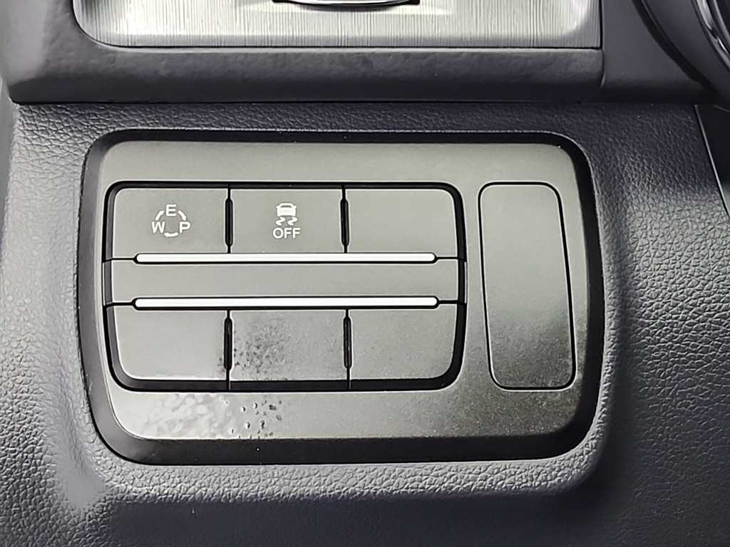 Ssangyong Tivoli 2018 Blanco - Importación desde Corea - HF Imports Iquique - Foto 17