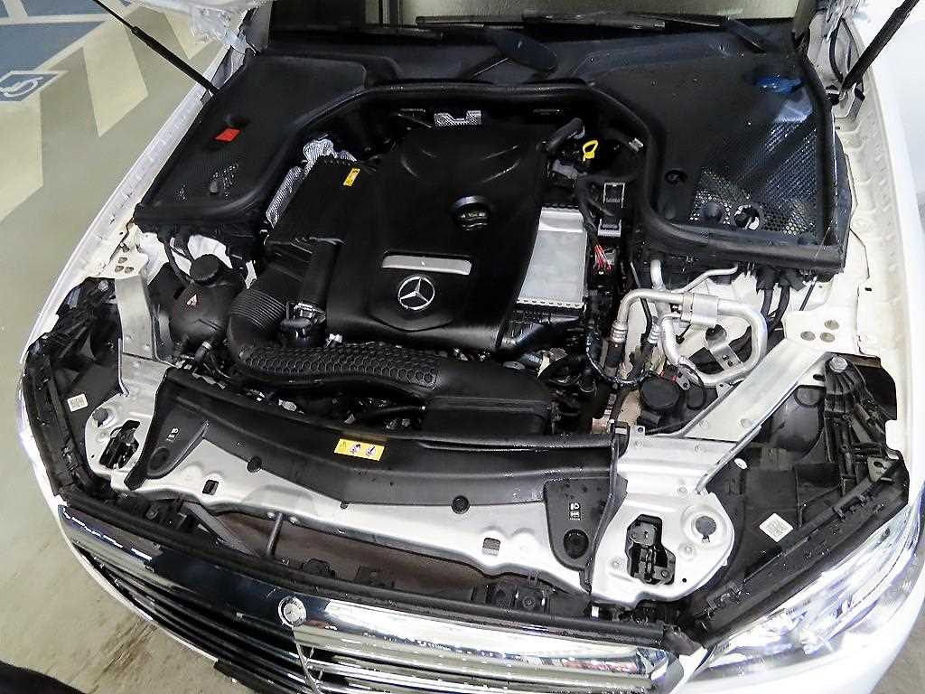 Mercedes Benz E class 2019 Blanco - Importación desde Corea - HF Imports Iquique - Foto 19