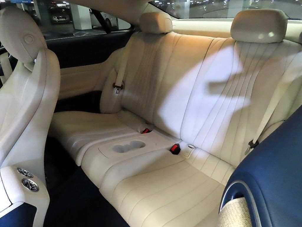 Mercedes Benz E class - Vista 8