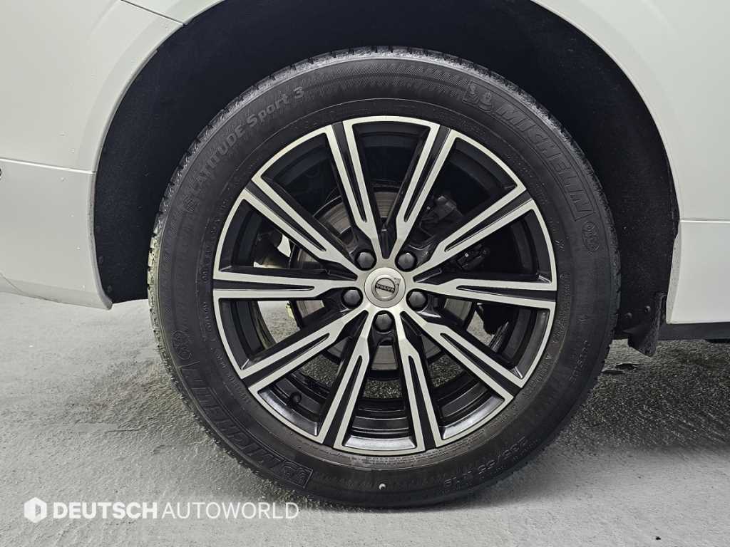 Volvo XC60 - Vista 5