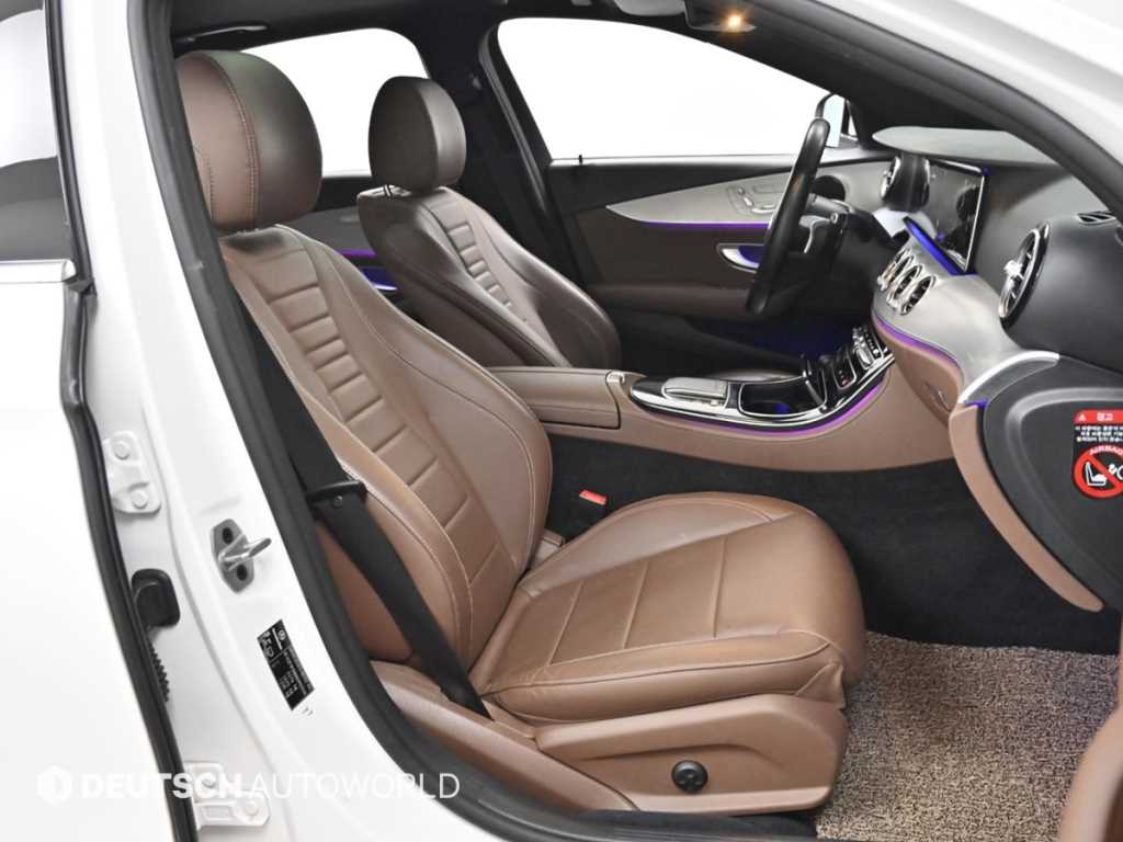 Mercedes Benz E class - Vista 10