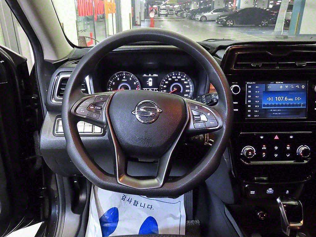 Ssangyong Tivoli - Vista 8