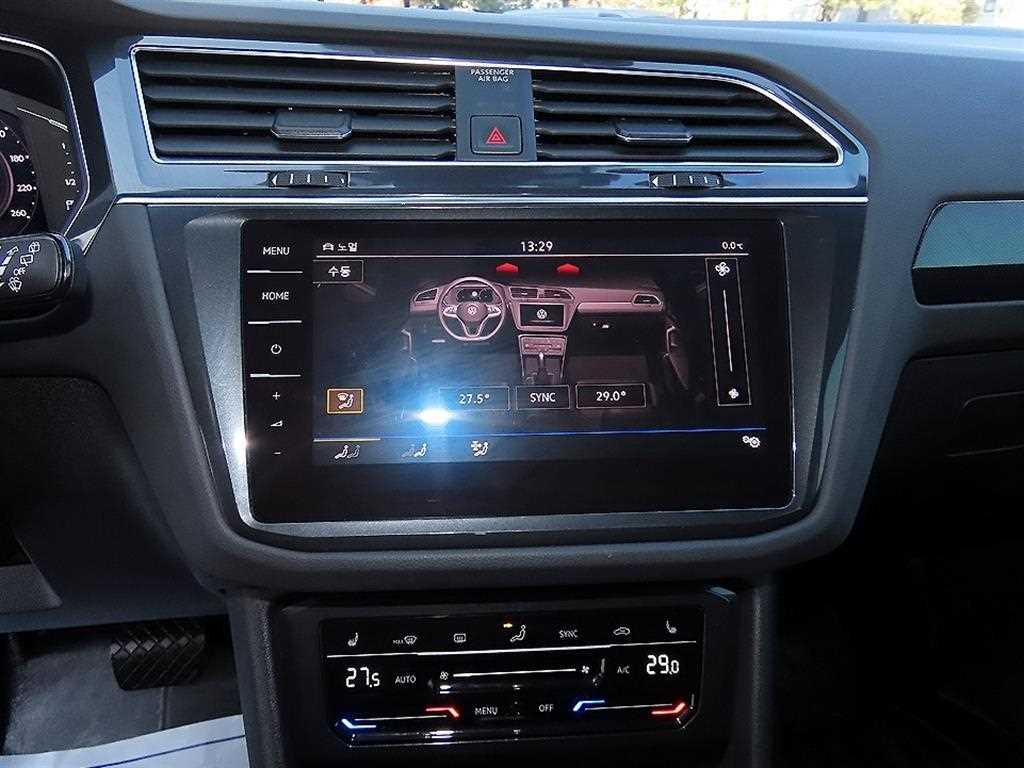 Volkswagen Tiguan - Vista 12