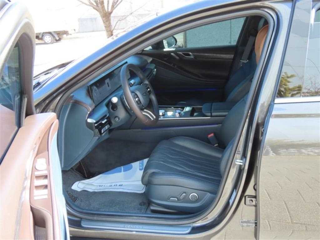 Genesis G80 2025 Gris - Importación desde Corea - HF Imports Iquique - Foto 13