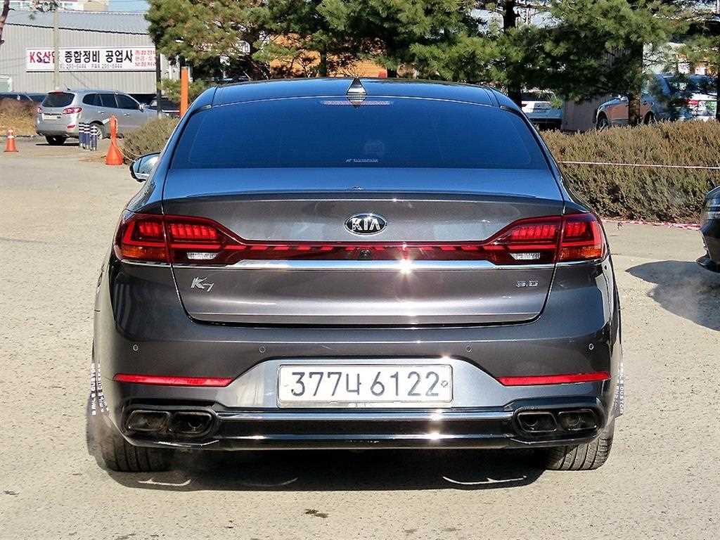 KIA K7 - Vista 4