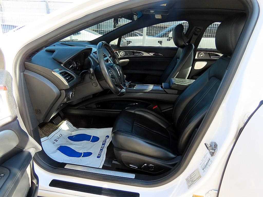 Lincoln MKZ - Vista 5