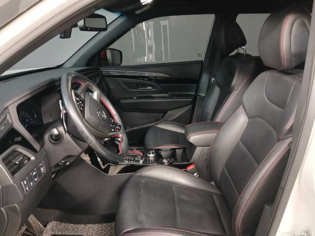 Ssangyong Korando - Vista 7