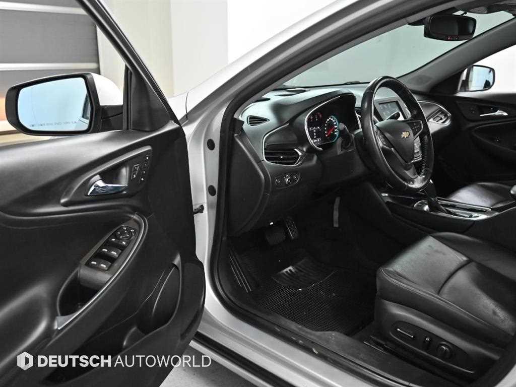 Chevrolet Malibu - Vista 11