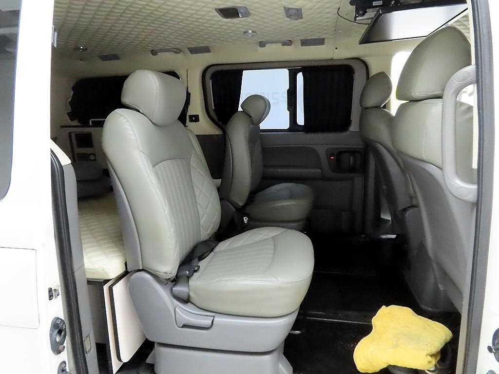 HYUNDAI Starex 2011 - Importación desde Corea - HF Imports Iquique - Foto 16