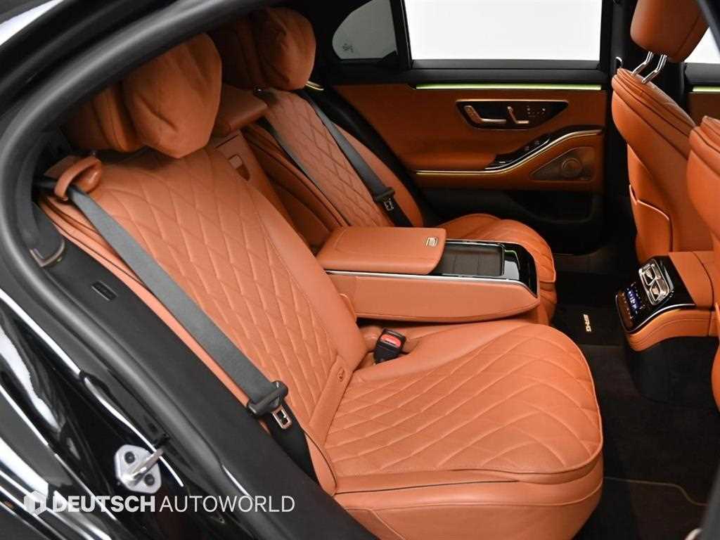 Mercedes Benz S Class - Vista 12