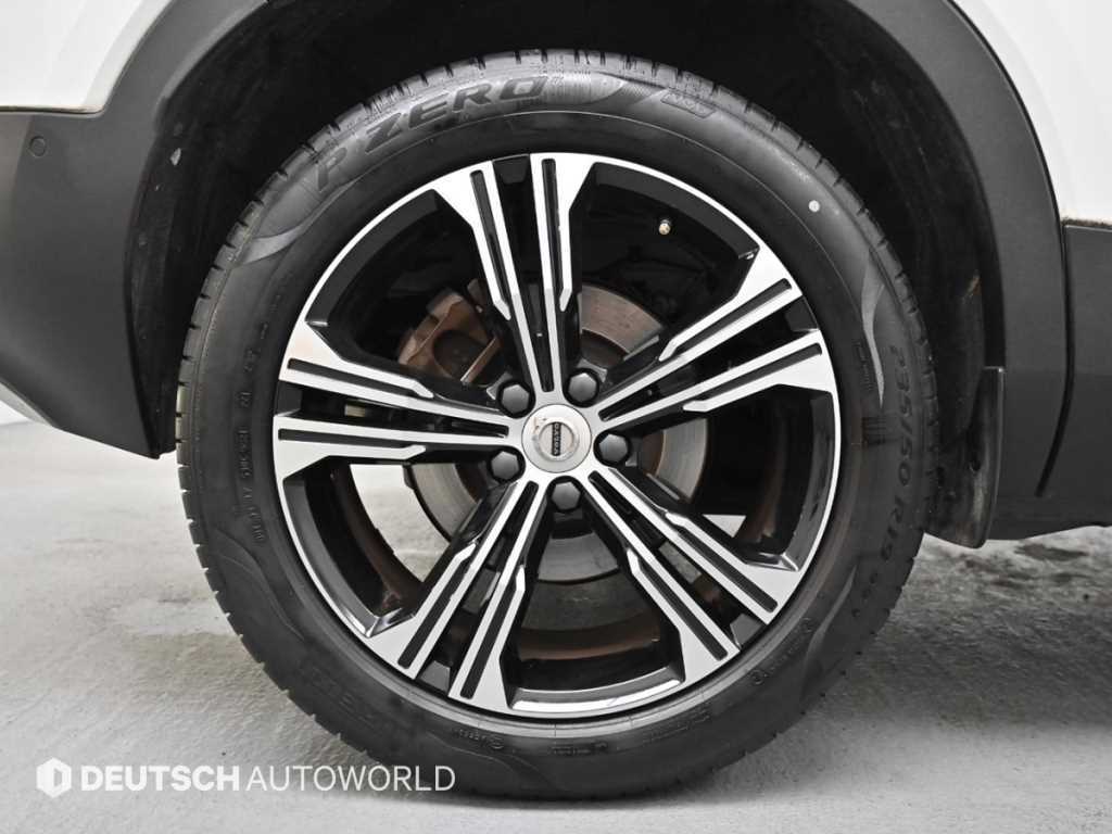 Volvo XC40 - Vista 5