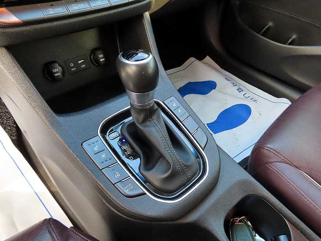 HYUNDAI i30 - Vista 10