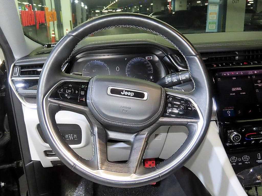 Jeep Cherokee - Vista 8