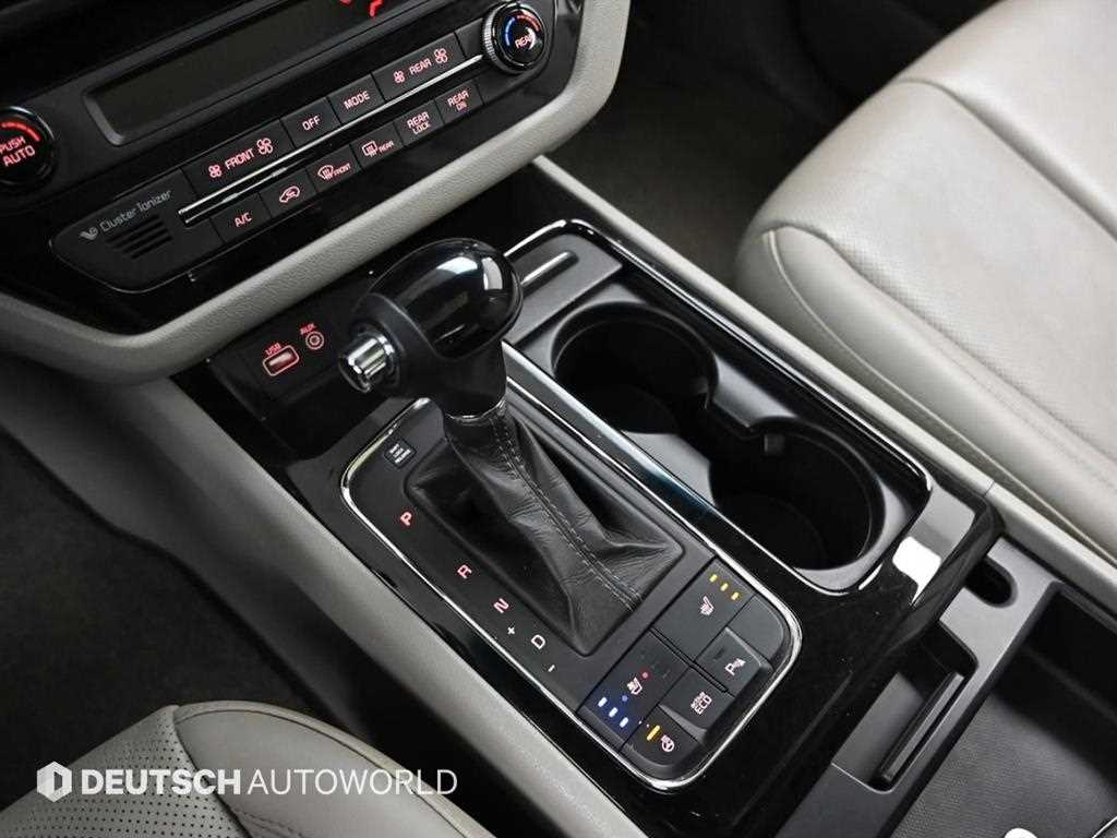 KIA Carnival - Vista 9