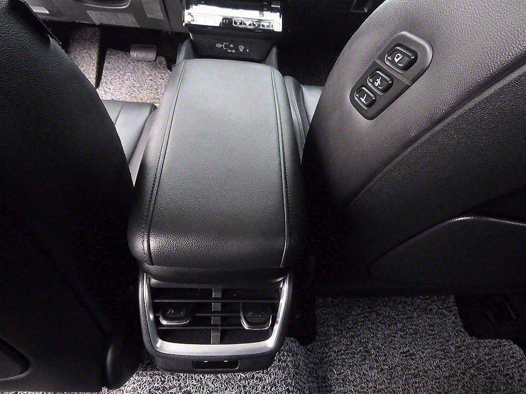 HYUNDAI Grandeur - Vista 9