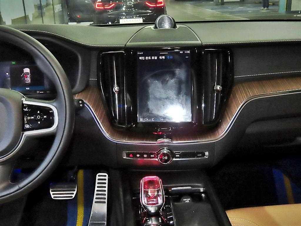 Volvo XC60 - Vista 11