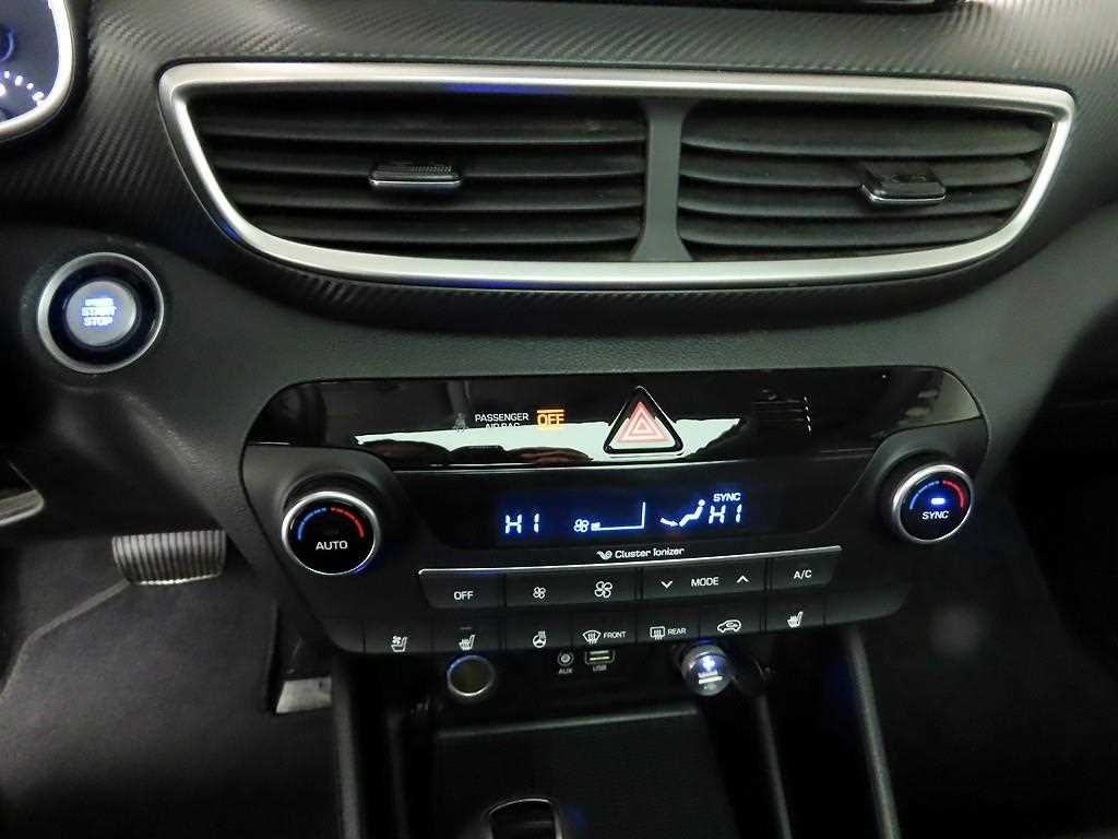 HYUNDAI Tucson - Vista 10