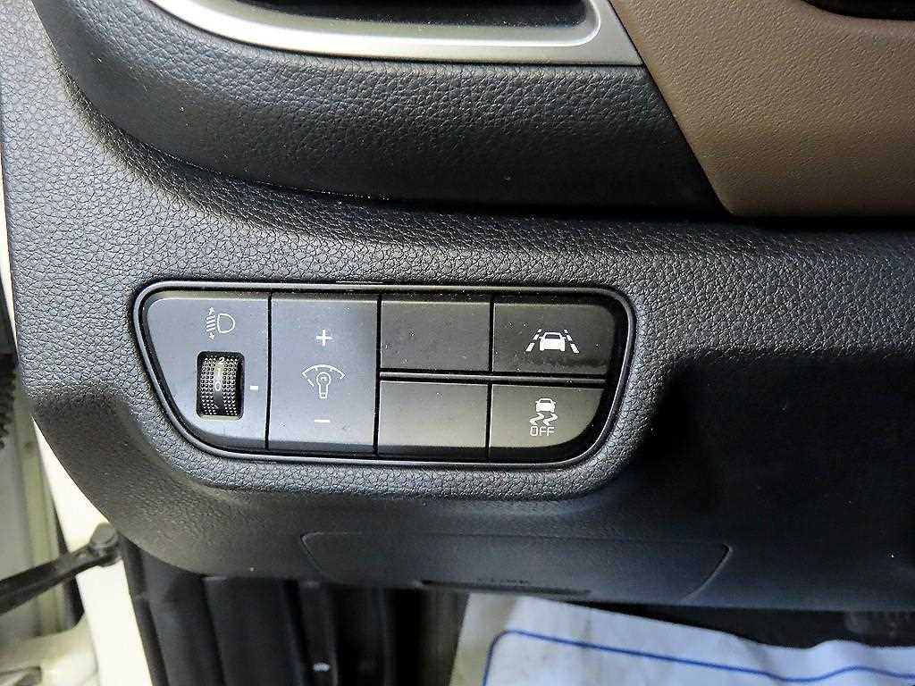 KIA Seltos 2022 Blanco - Importación desde Corea - HF Imports Iquique - Foto 13