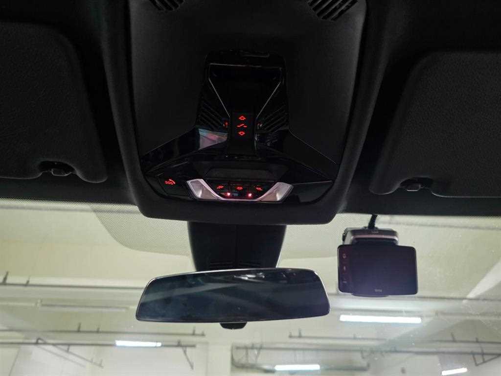 BMW 1 series 2024 Blanco - Importación desde Corea - HF Imports Iquique - Foto 17