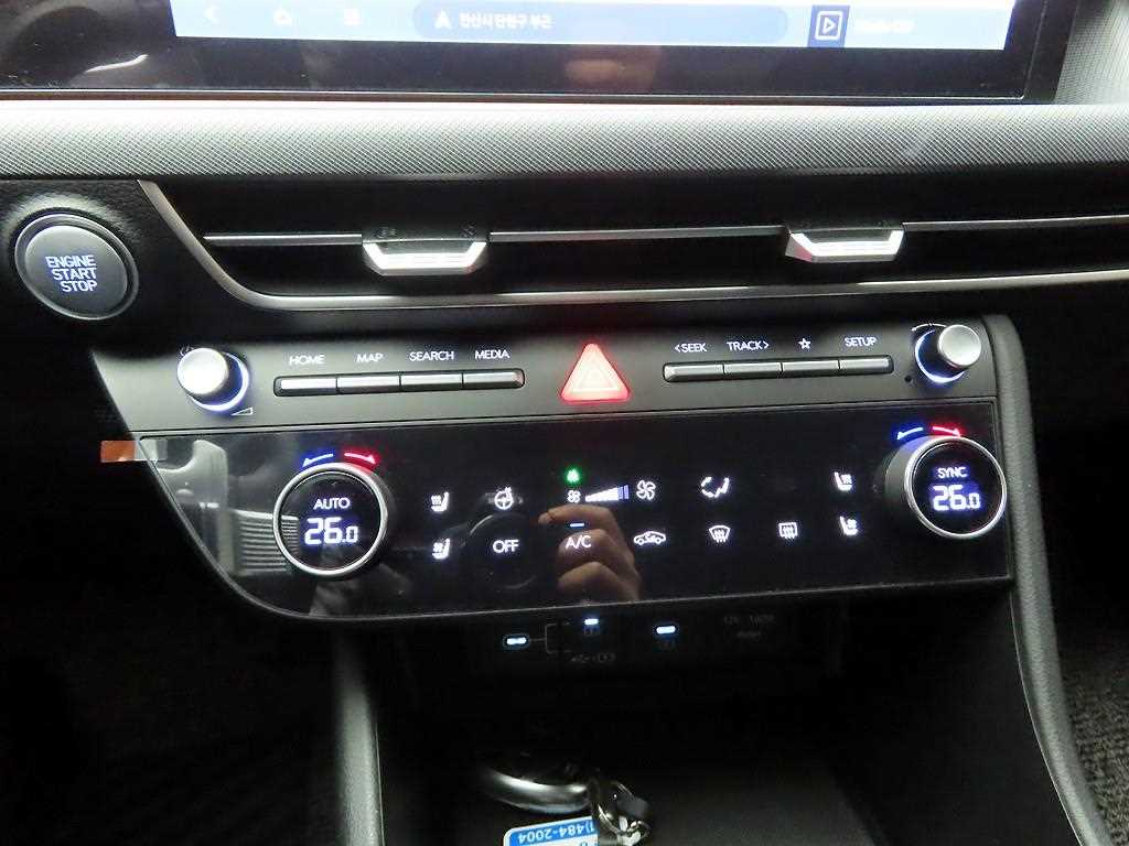 HYUNDAI Sonata - Vista 9