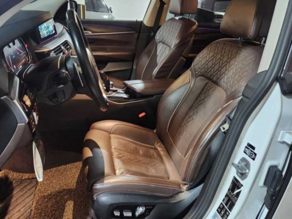 BMW Gran Turismo - Vista 3