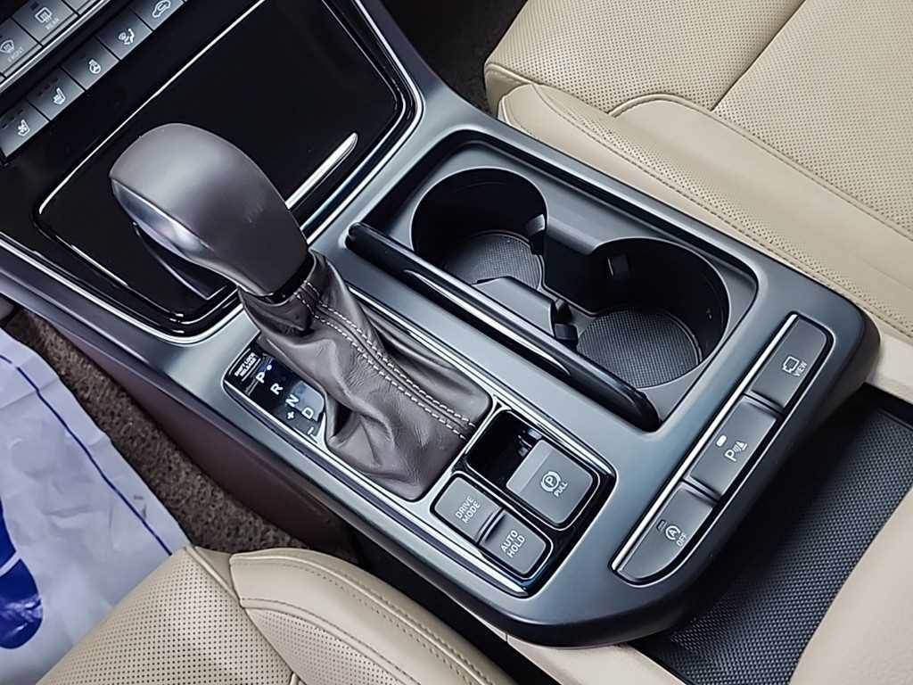 HYUNDAI Grandeur - Vista 8