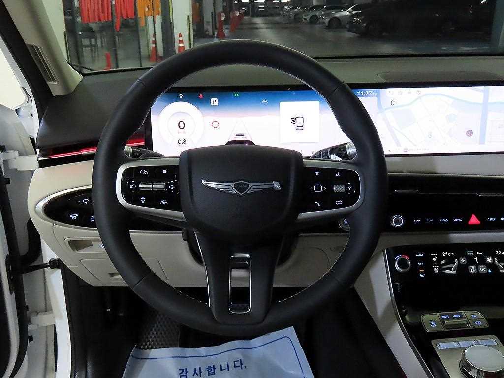 Genesis GV70 - Vista 8