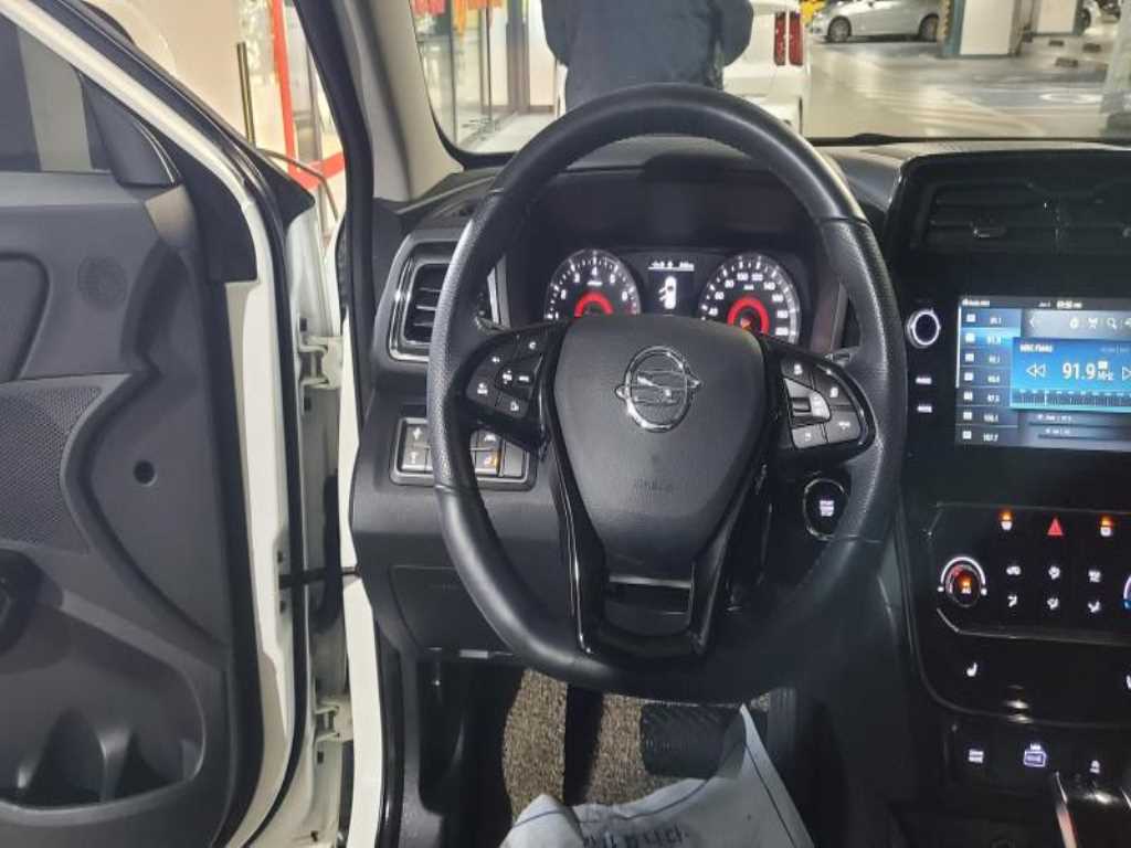 Ssangyong Tivoli - Vista 11