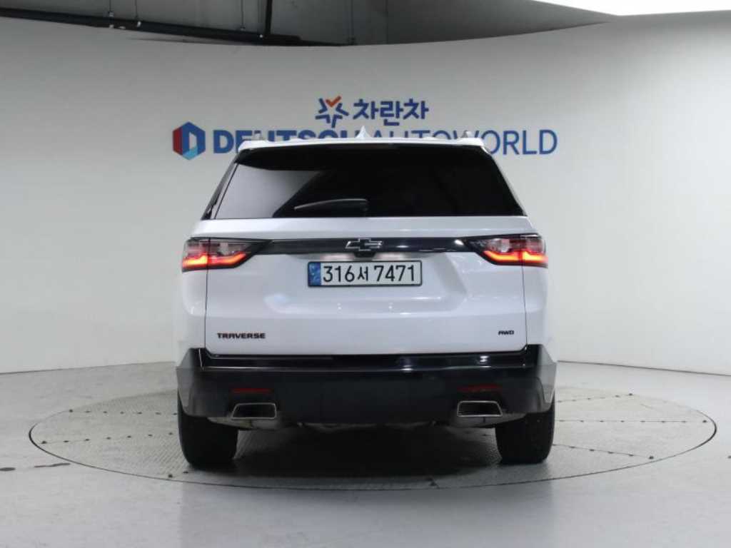 Chevrolet Travers - Vista 4