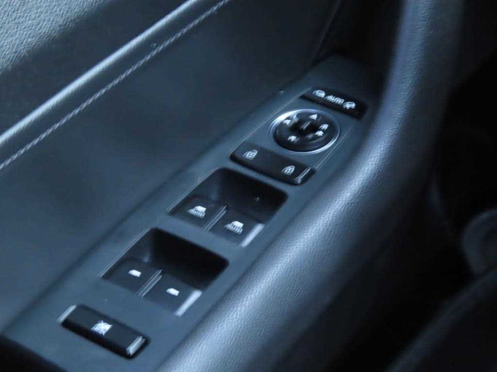 HYUNDAI Sonata - Vista 10