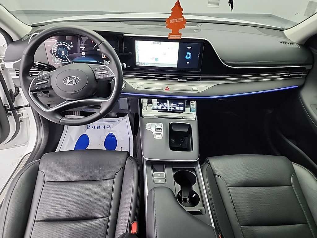 HYUNDAI Grandeur - Vista 7