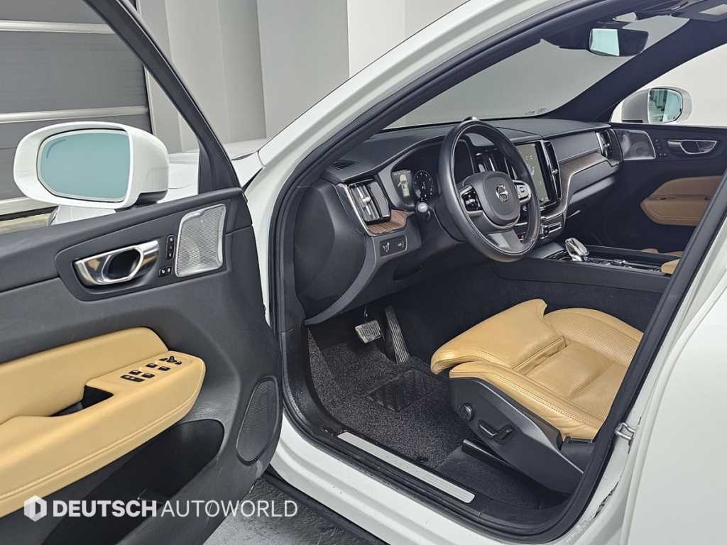 Volvo XC60 - Vista 11