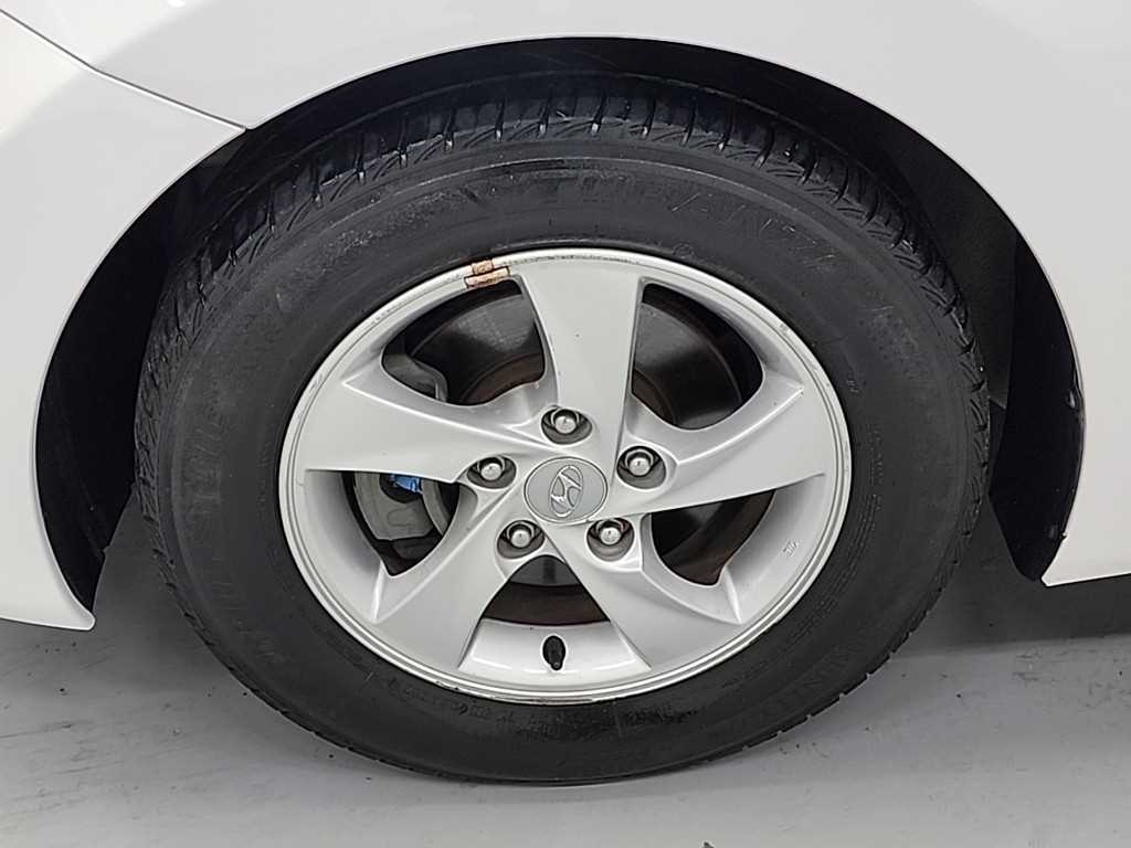 HYUNDAI Avante 2014 Blanco - Importación desde Corea - HF Imports Iquique - Foto 19