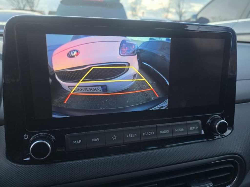 HYUNDAI Kona - Vista 6