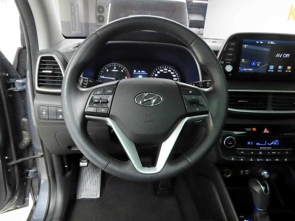 HYUNDAI Tucson - Vista 8