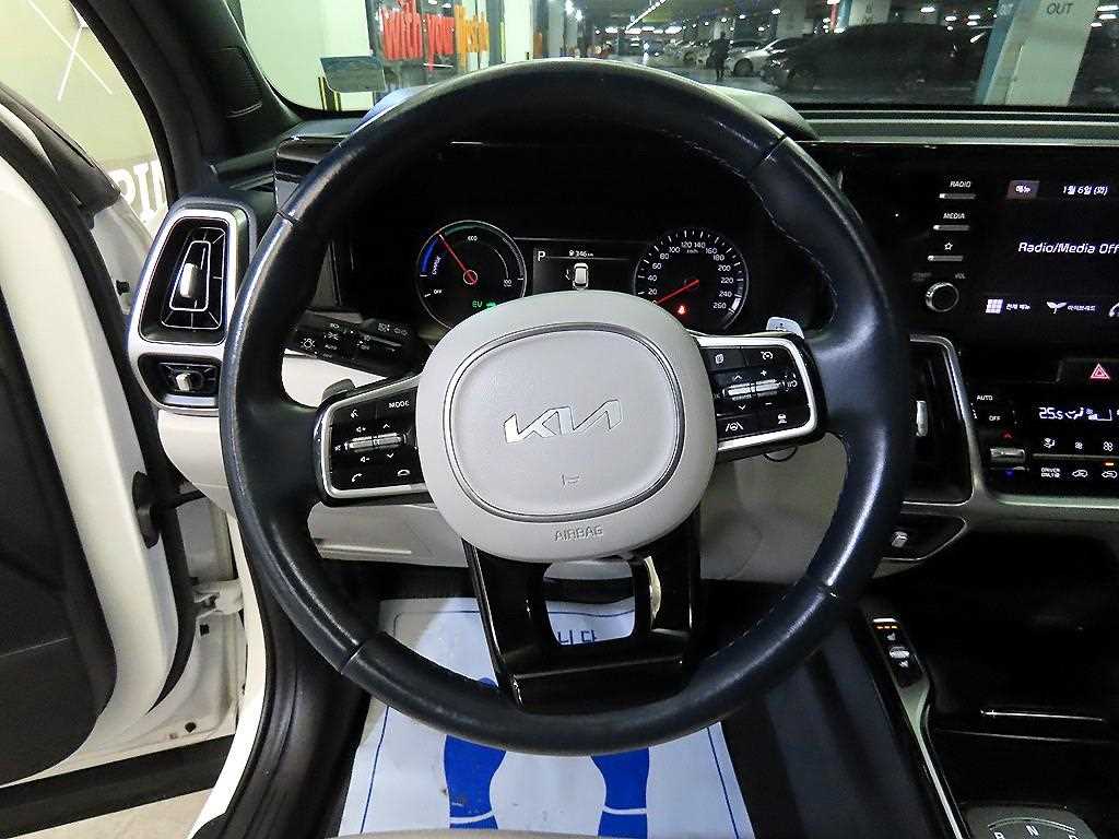 KIA Sorento - Vista 8