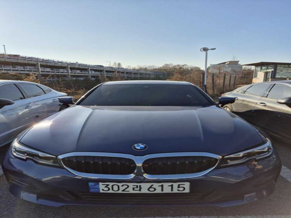 BMW 3 series 2021 Azul - Importación desde Corea - HF Imports Iquique - Foto 1