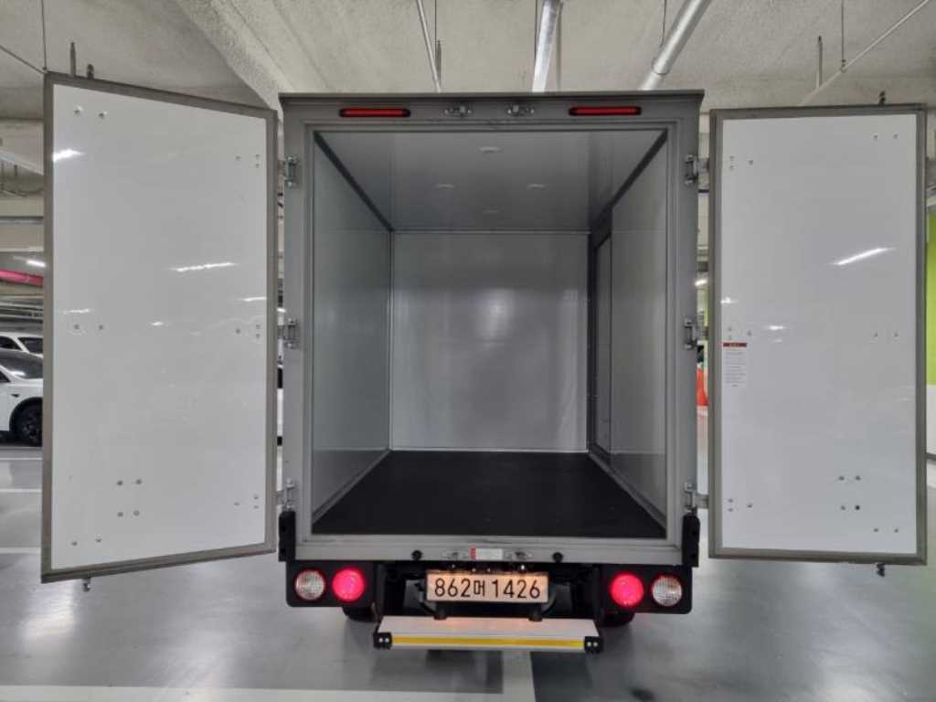 Small Truck Normal Box(High Deck) - Vista 5