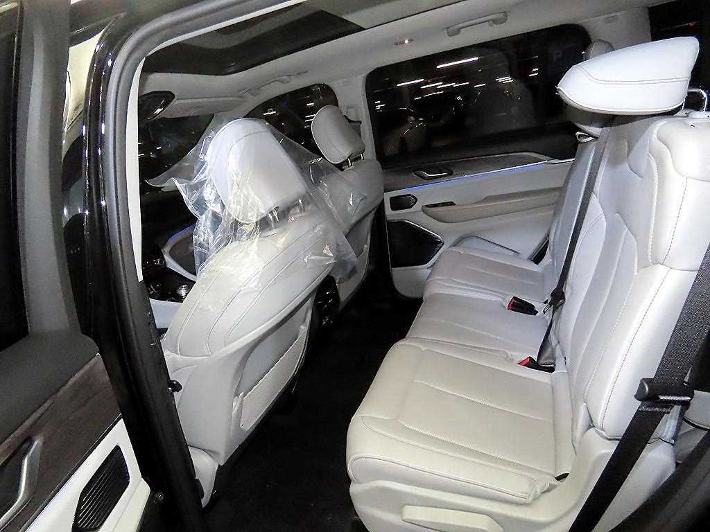 Jeep Cherokee - Vista 7