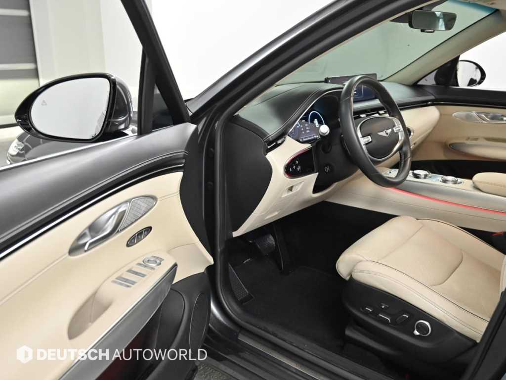 Genesis GV70 - Vista 11