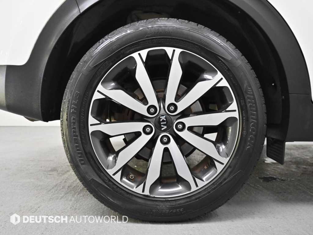 KIA Sportage - Vista 5