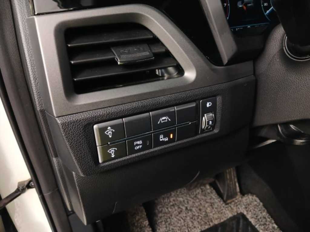 Ssangyong Korando - Vista 12