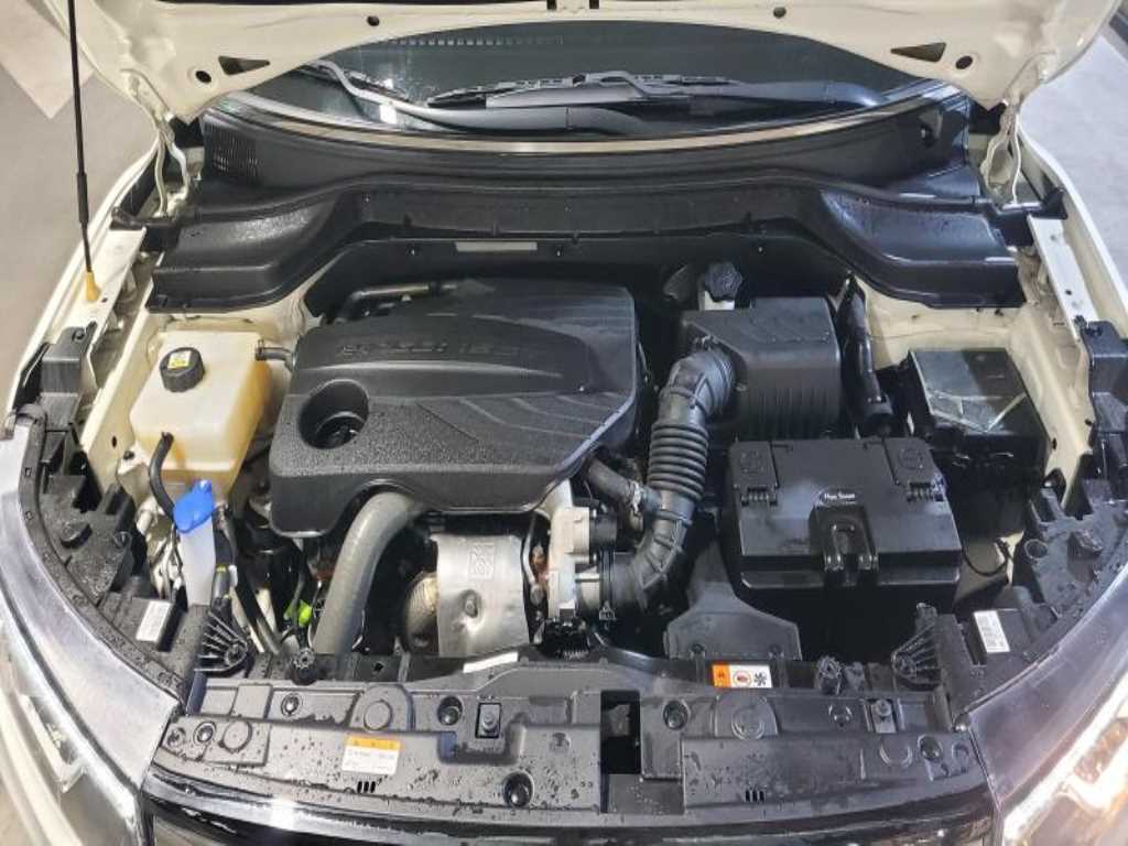 Ssangyong Tivoli 2022 Blanco - Importación desde Corea - HF Imports Iquique - Foto 20