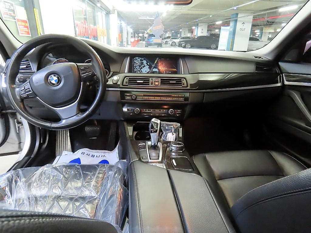 BMW 5 Series - Vista 10