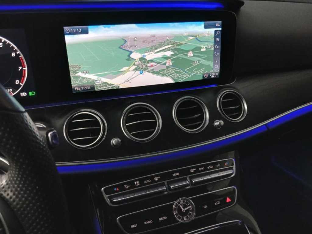 Mercedes Benz E class 2018 Negro - Importación desde Corea - HF Imports Iquique - Foto 15