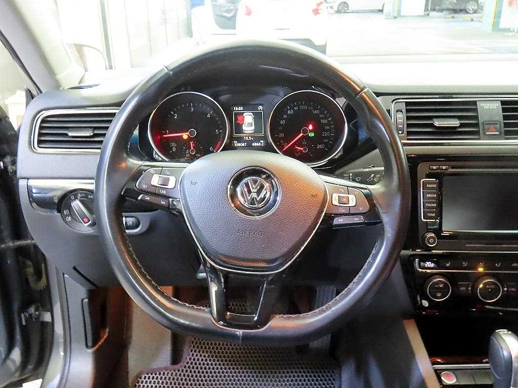 Volkswagen Jetta 2015 Gris - Importación desde Corea - HF Imports Iquique - Foto 15