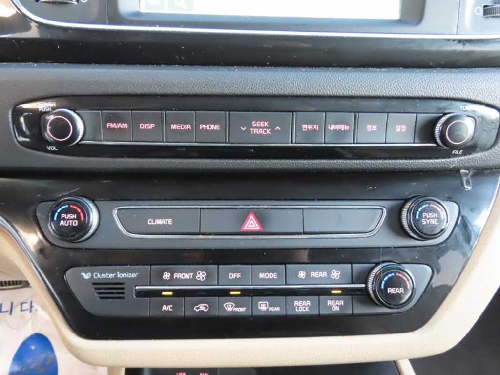 KIA Carnival 2018 Negro - Importación desde Corea - HF Imports Iquique - Foto 15