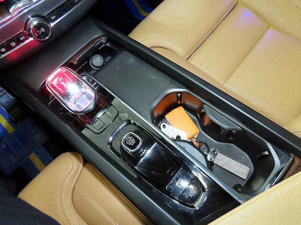 Volvo XC60 - Vista 12