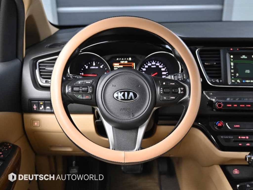 KIA Carnival 2016 Negro - Importación desde Corea - HF Imports Iquique - Foto 13